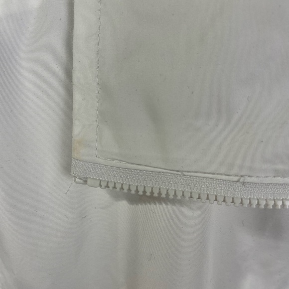 Puma White Light Jacket Large Women’s - Picture 8 of 12